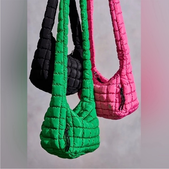 SOLD. DO NOT BUY. FP Movement Quilted Puffer Shoulder Bag Kelly Green - Picture 10 of 13